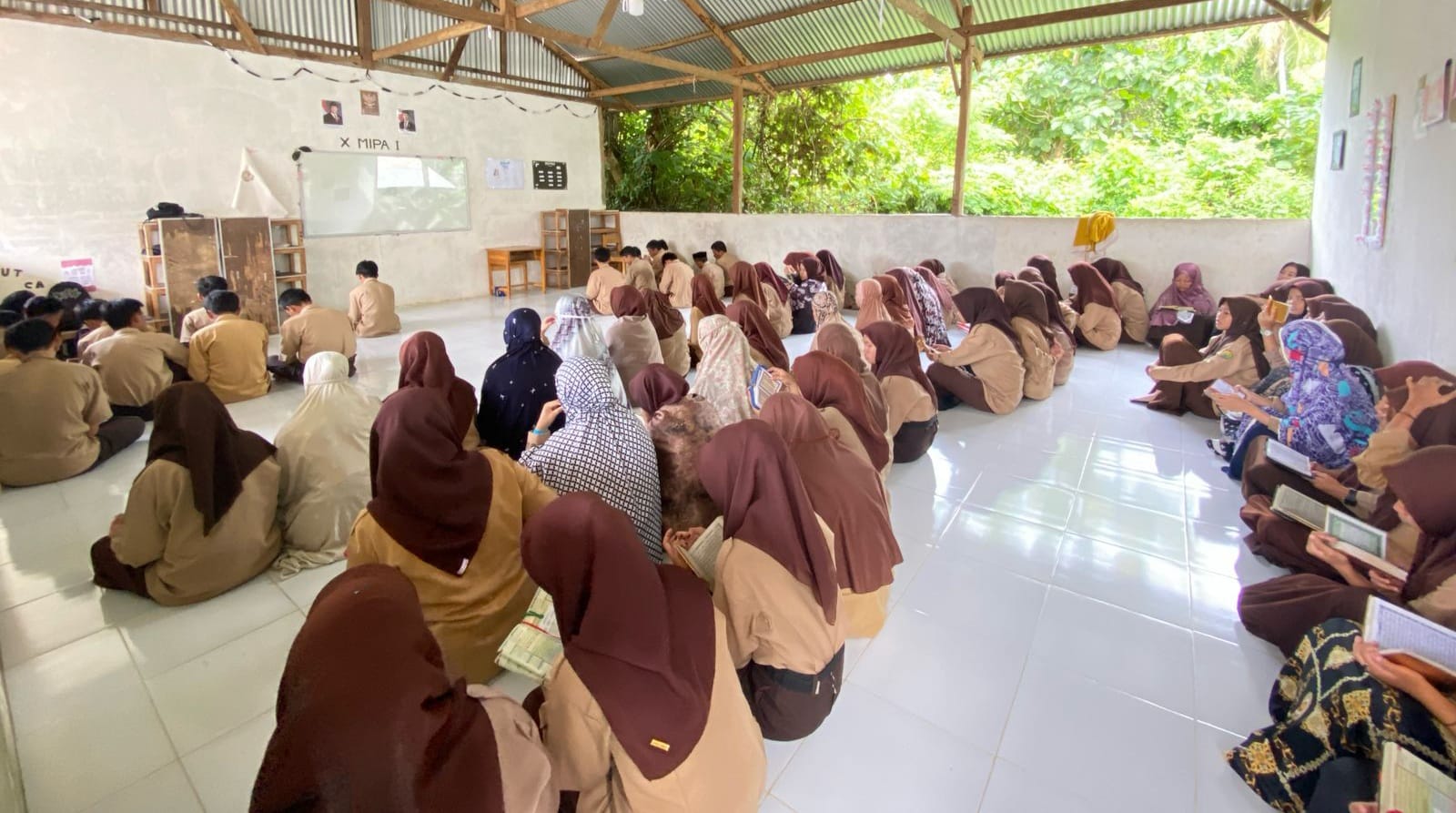 MAS Biharul Ulum Ma'arif Lero Kecamatan Suppa