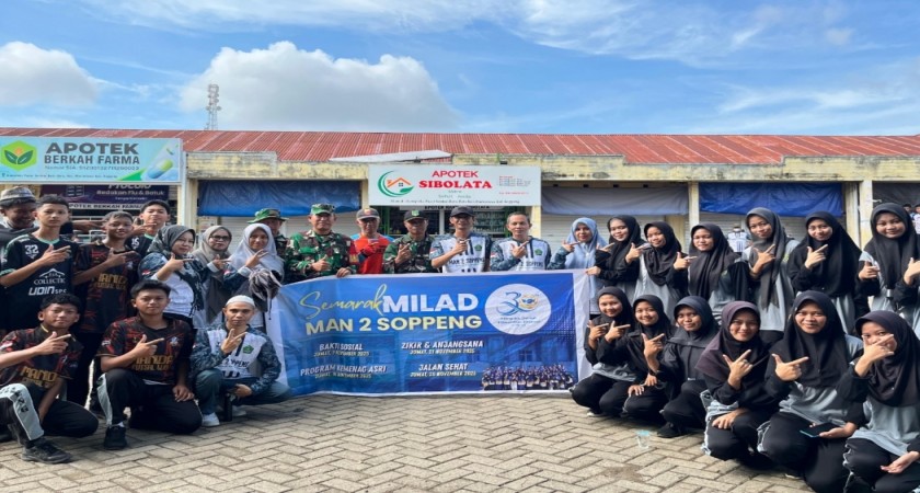 Sinergi dan kepedulian! MAN 2 Soppeng bersama Koramil Marioriawa turun langsung ke masyarakat dalam rangka Milad ke-30 — wujud nyata madrasah peduli dan beraksi.