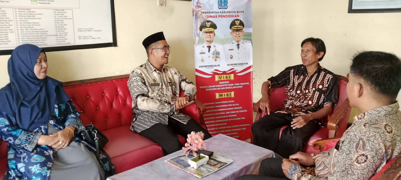 kepala KUA Kecamatan Awnagpone berkunjung ke SMP Al-A'raf