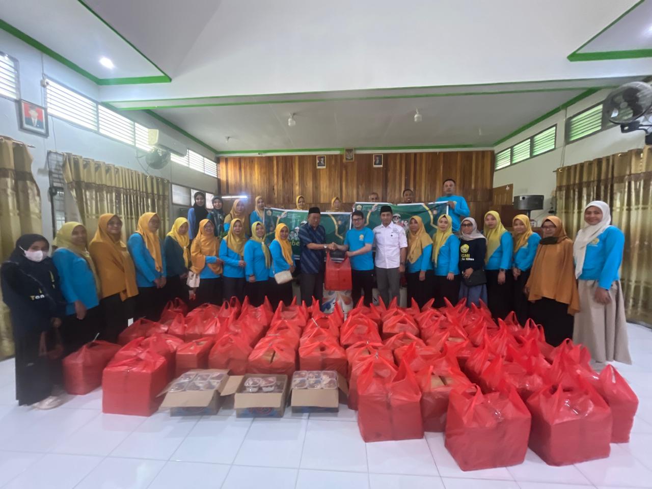 Kemenag Barru dan PGMI Peduli Hadirkan Kebahagiaan di Hari Asyura’