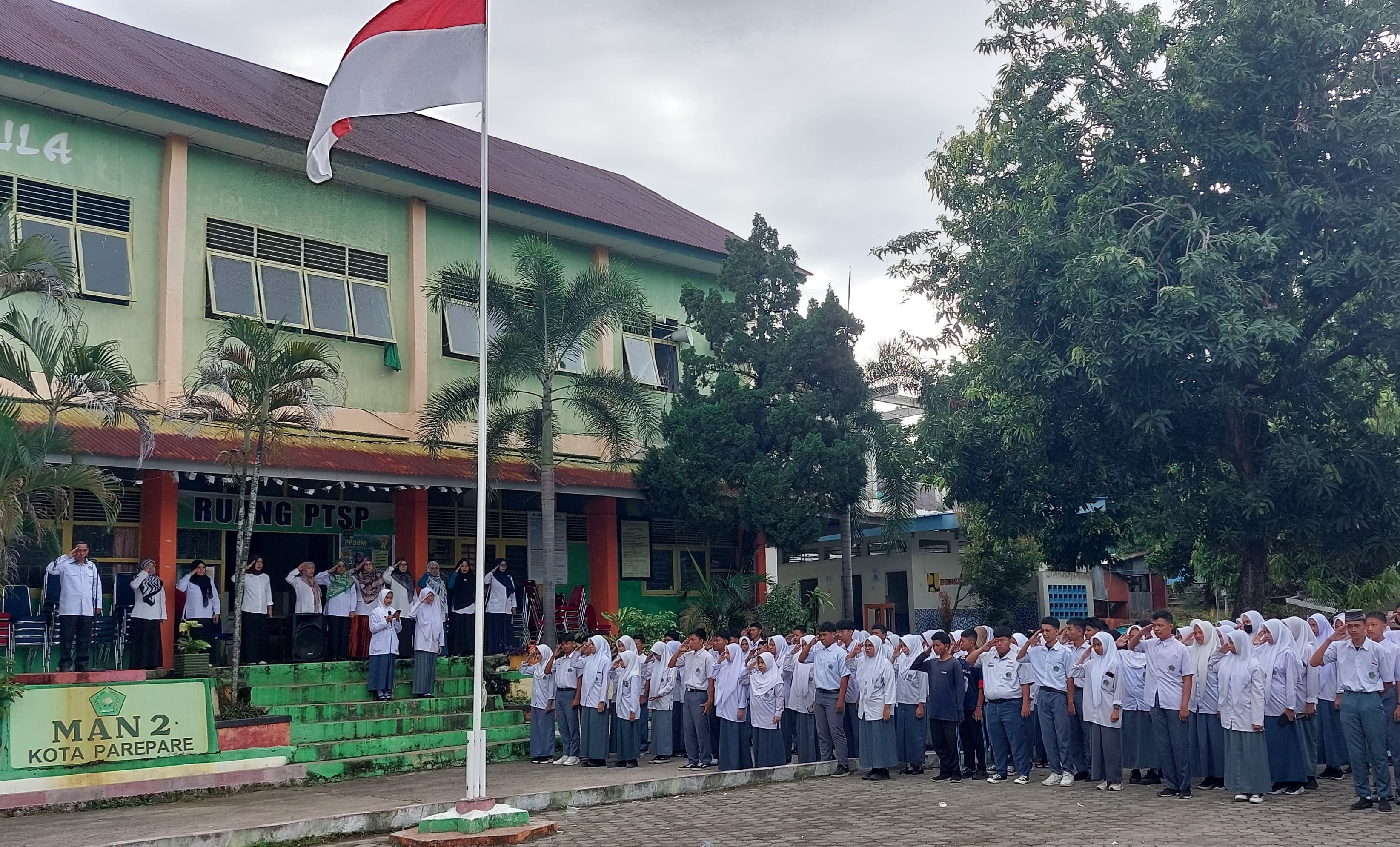 Upacara Peringatan Harkitnas di MAN 2 Parepare