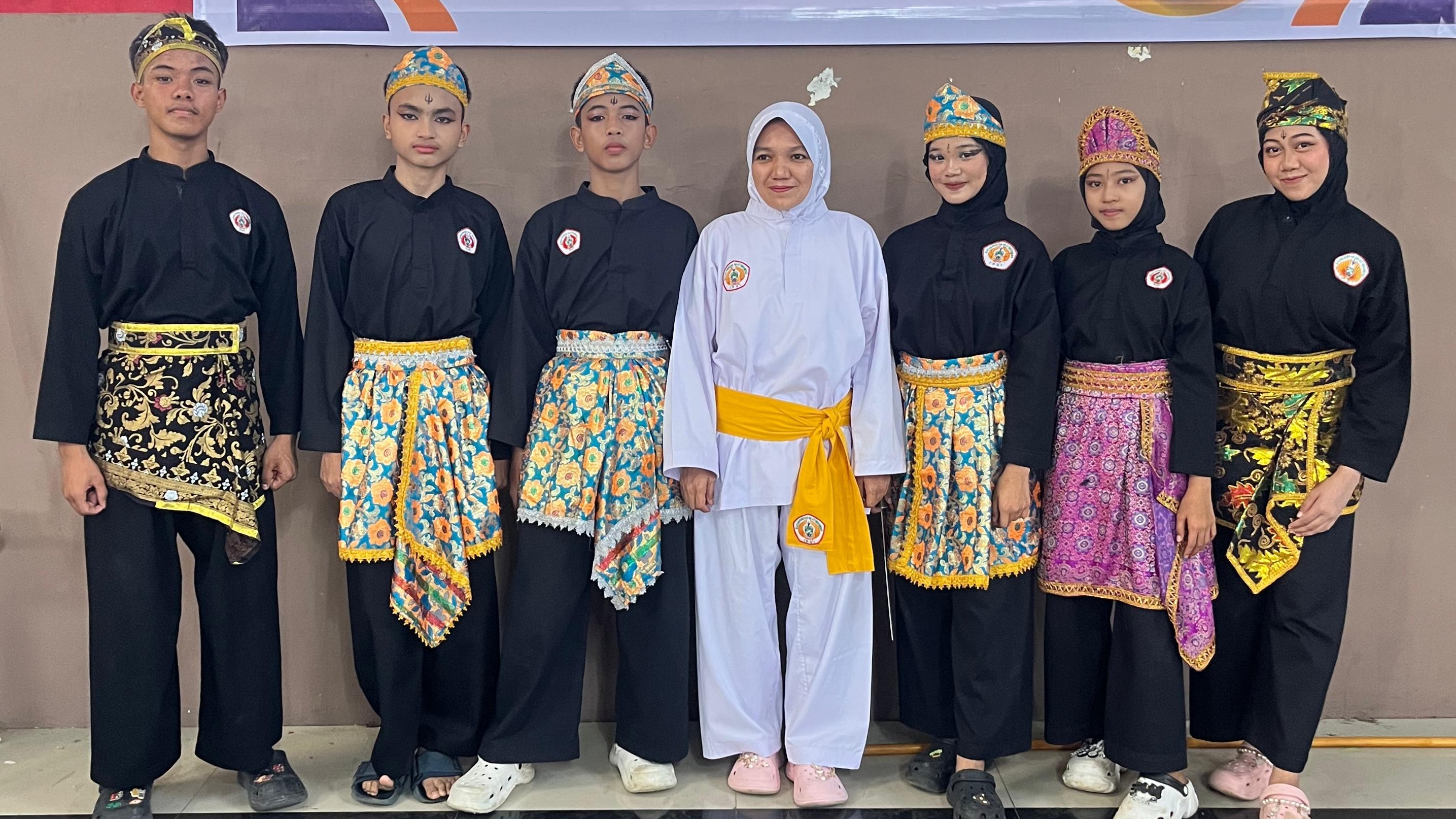 Siswa MTsN 1 Bone Raih Juara 2 Pencak Silat di Ajang O2SN Kabupaten Bone 2025
