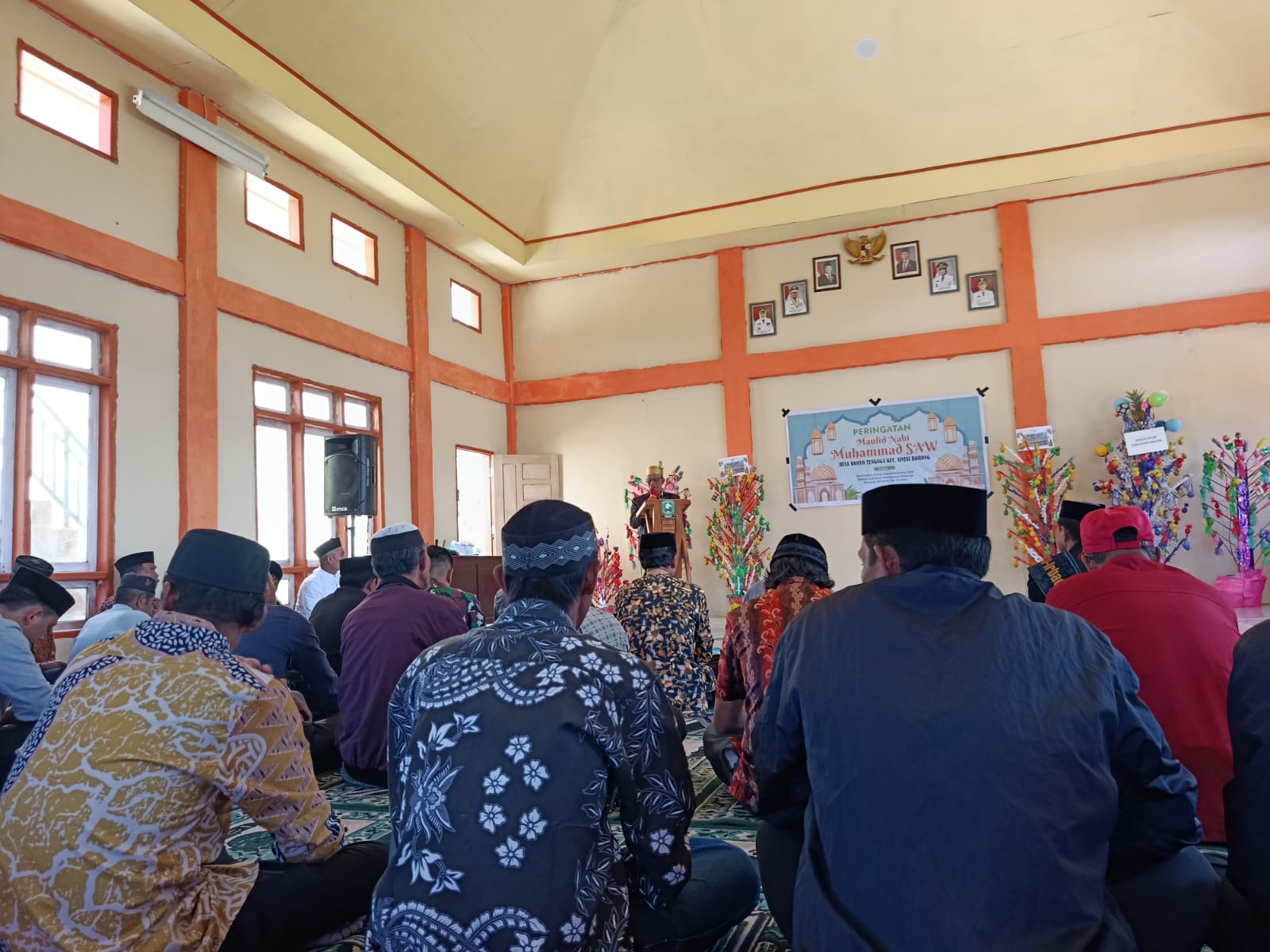 Kepala KUA Sinjai Borong Ajak Warga Hidupkan Shalawat di Maulid Desa Bonto Tengnga