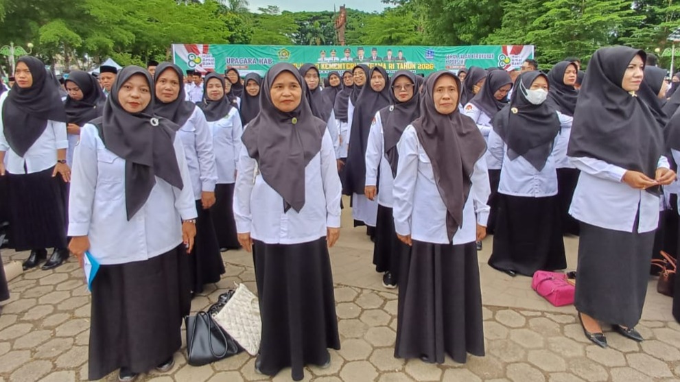 ASN MTsN 1 Bone Ikuti Upacara HAB ke-80 Kementerian Agama RI