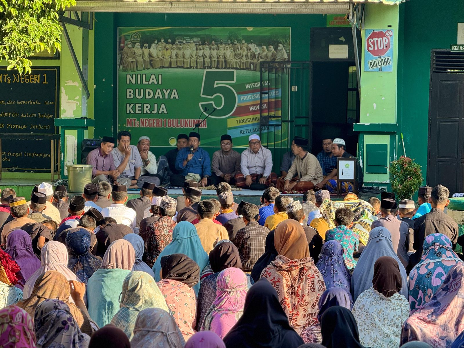 Pelaksanaan kegiatan literasi digital MTsN 1 Bulukumba