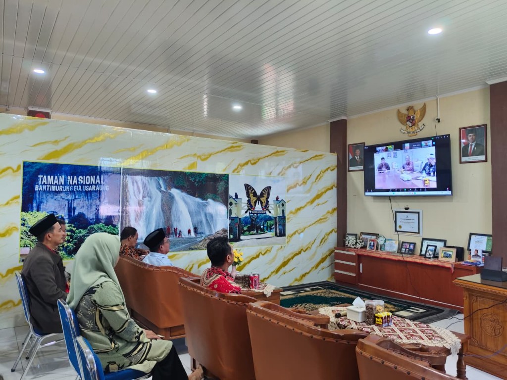 Jajaran Kemenag Maros saat mengikuti Rakor capaian program kerja Kemenag Sulsel 2025 (foto: ist)