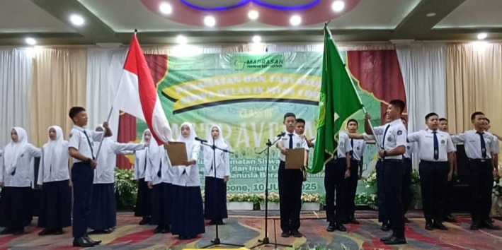 Kolaborasi Hebat : MTsN 1 Bone Gelar Penamatan Astravena 25 Bareng Orang Tua