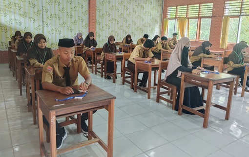 Siswa Kelas XII Gelar Simulasi Ujian Madrasah Berbasis Android, Antisipasi Kendala Teknis