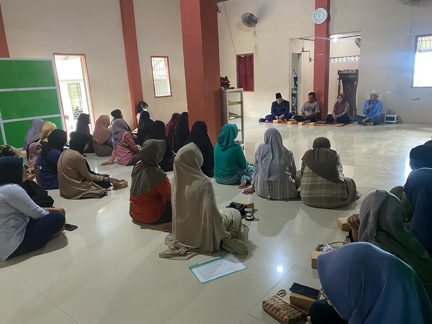 Pertemuan Orang Tua Siswa MTsN Parepare