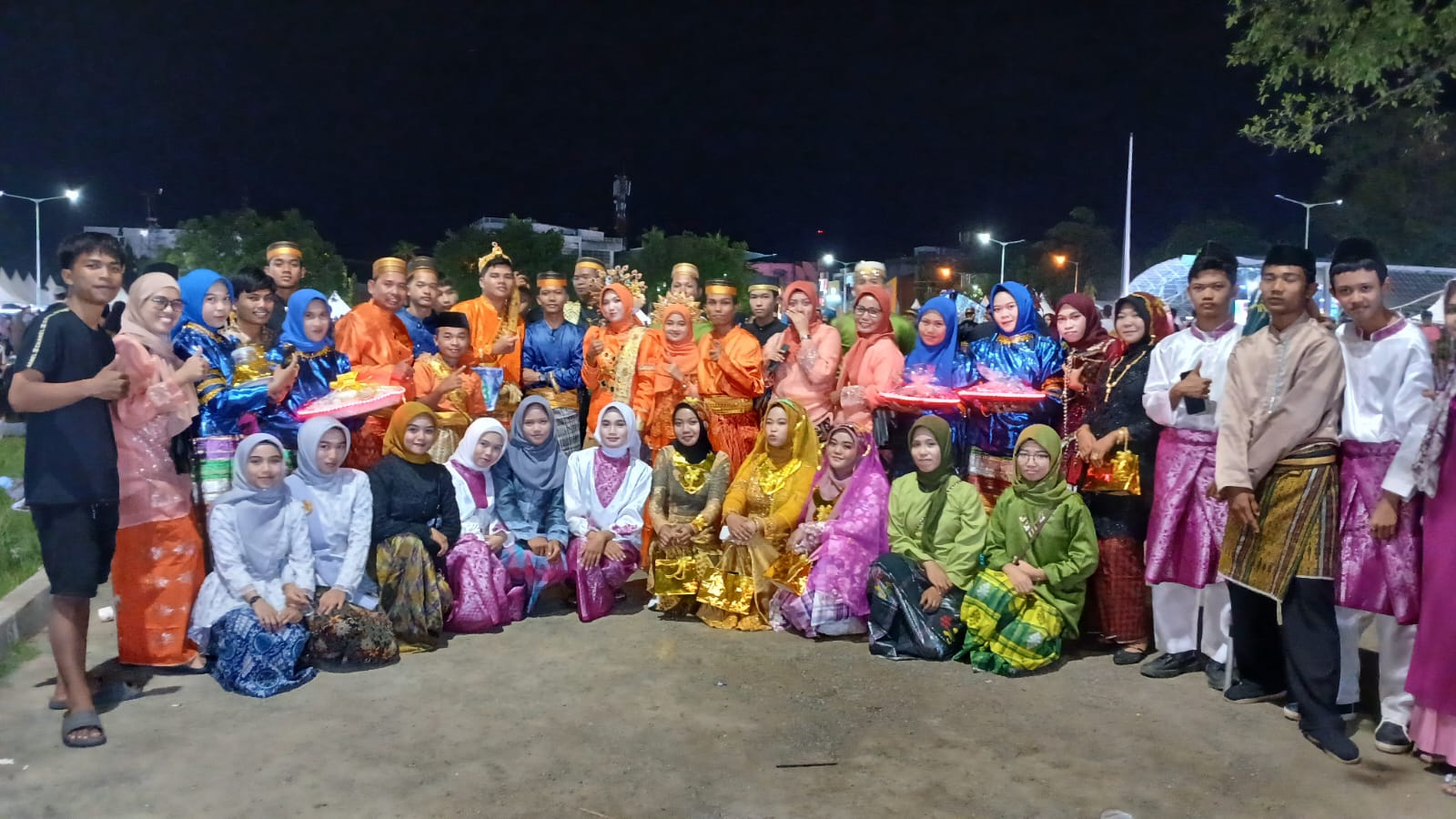 MAN 1 Parepare Ikuti Pawai Budaya