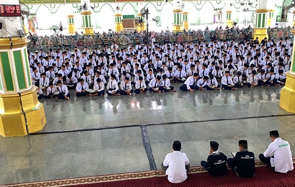 Penguatan Karakter, Siswa MTsN 2 Sidrap Laksanakan Tadarrus Alquran dan Dzikir