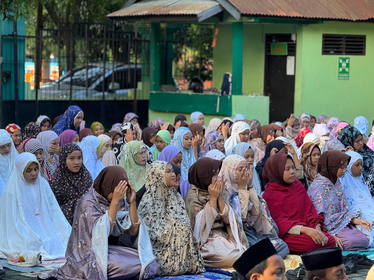Suasana Program Khatam Quran di MTsN 1 Bulukumba