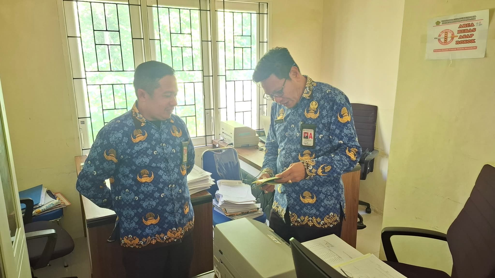 Kepala Kemenag Sinjai Monev Langsung  NTCR di KUA Kec Sinjai Tengah