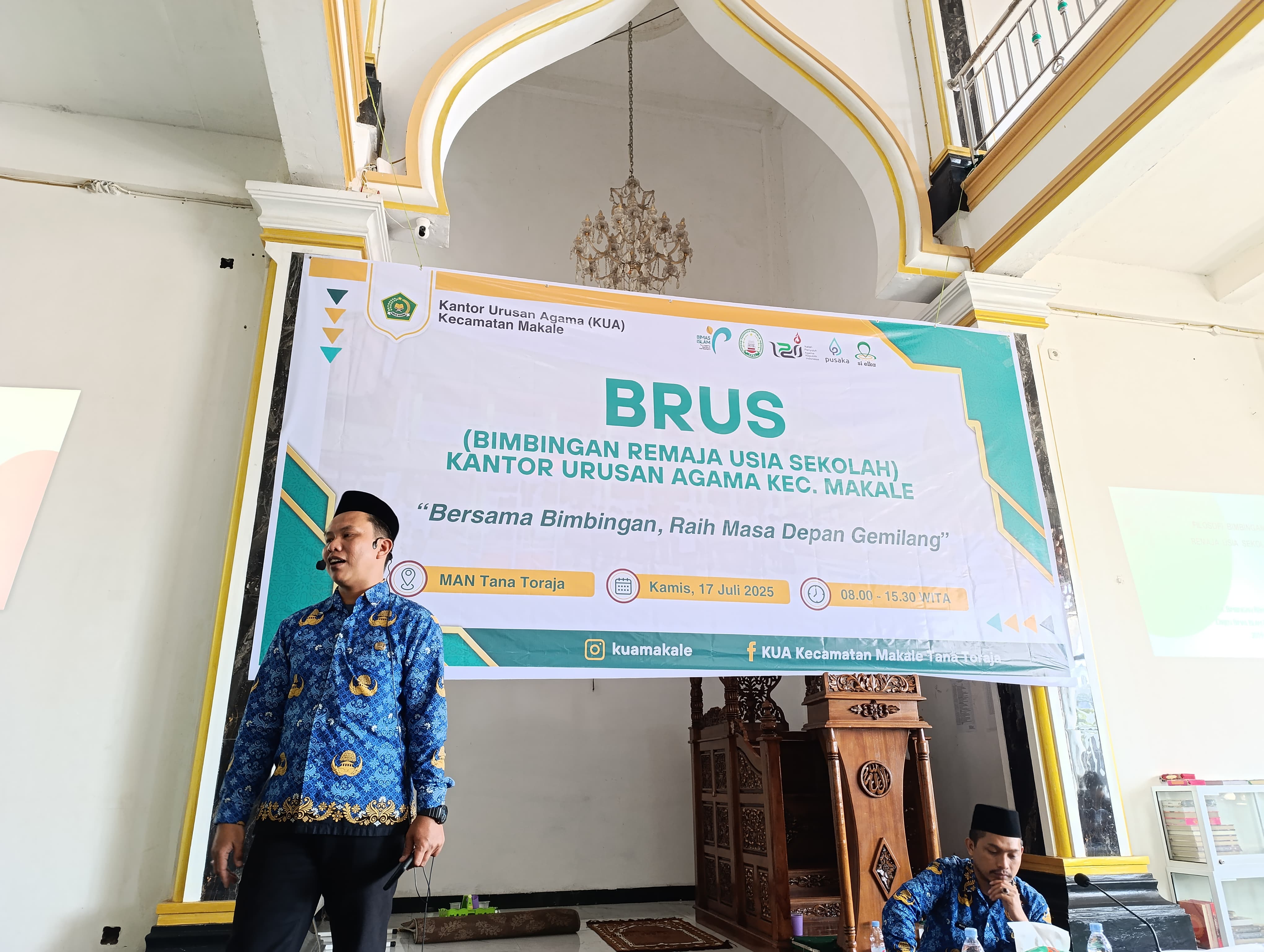 BRUS KUA Makale: Membentuk Remaja Berkarakter dan Visioner