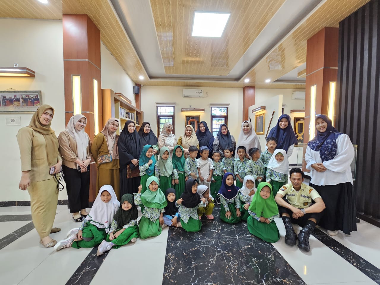 RA Ulul Albab Parepare Berkunjung ke Museum dan Perpustakaan B.J. Habibie