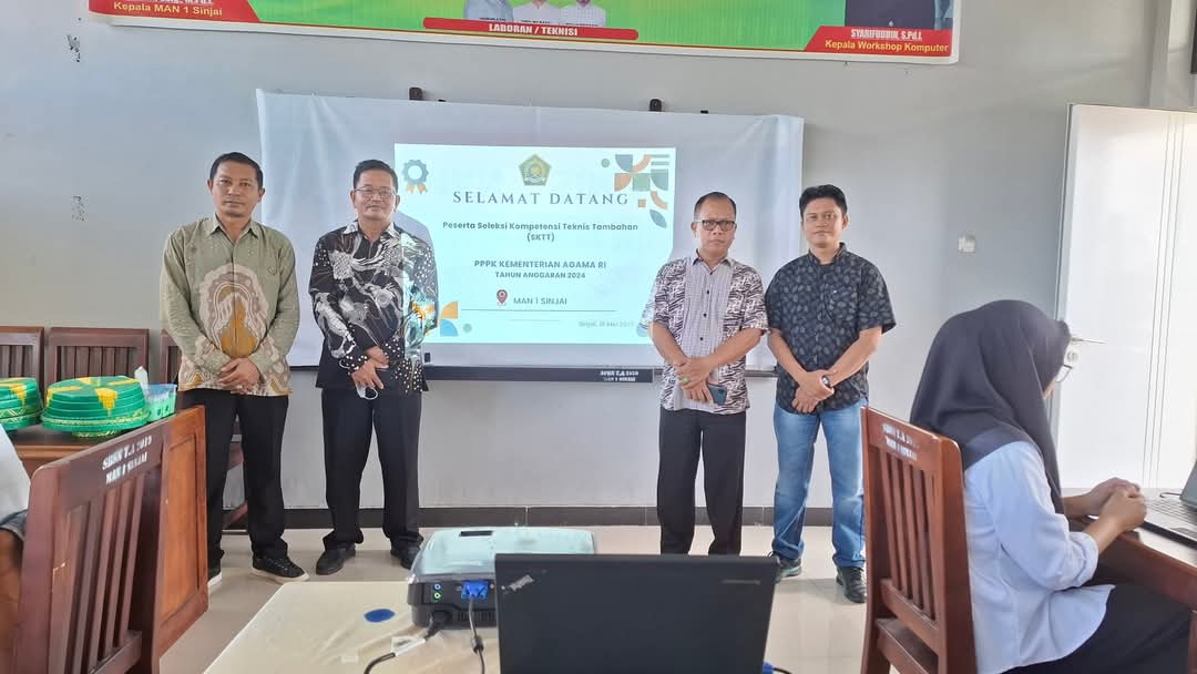 Kakankemenag didampingi Analis SDM Pantau Pelaksanaan  SKTT PPPK TAHAP II Lingkungan Kemenag Sinjai