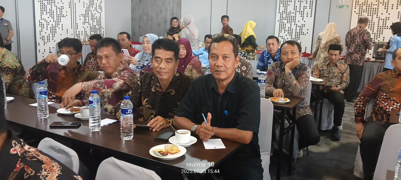 Kepala Madrasah dan Wakil Kepala Madrasah Bidang Kurikulum mengikuti kegiatan Pengembangan Kurikulum Madrasah