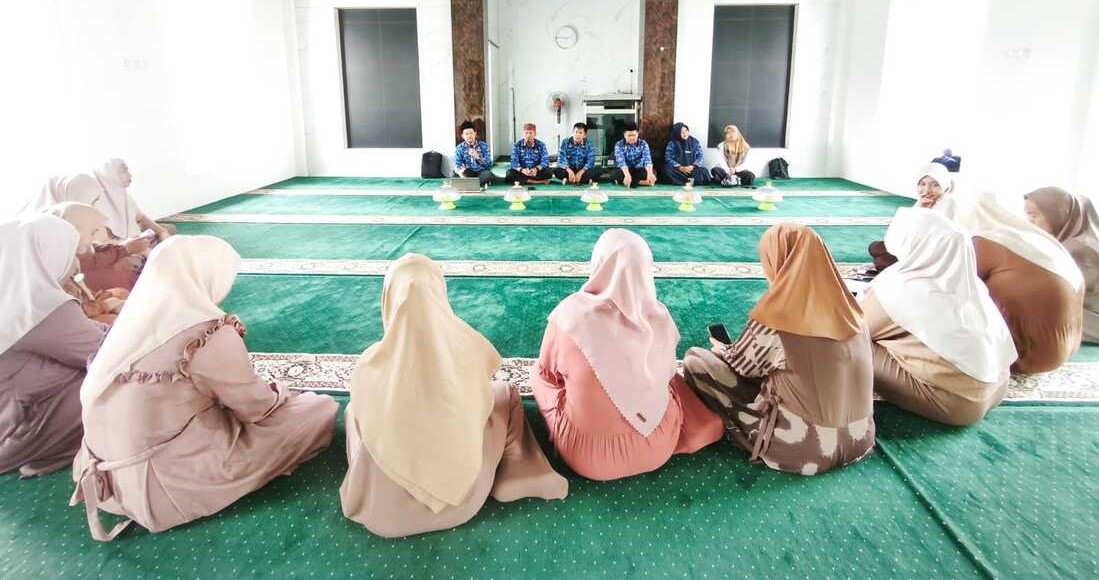 Penyuluh Agama KUA Dua Boccoe Gelar Penyuluhan Zakat di MT. Desa Lallatang