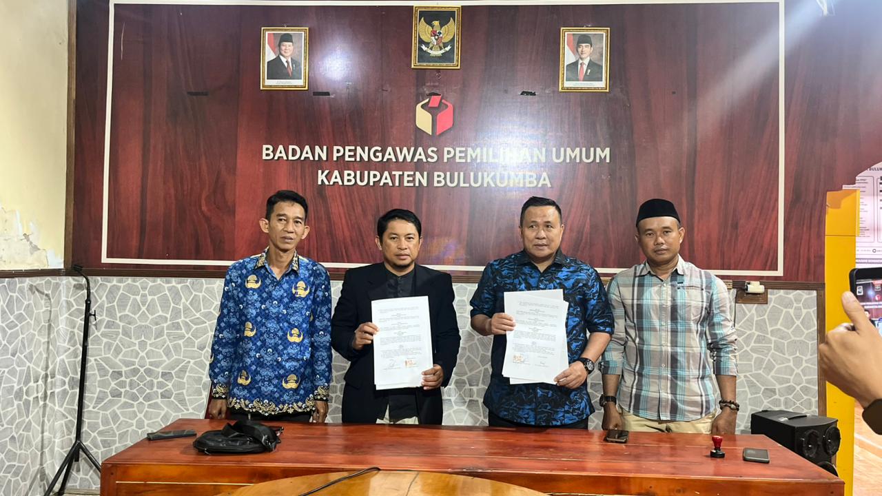 Suasana penandatanganan MoU Kerjasama Kemenag Bulukumba dengan BAWASLU