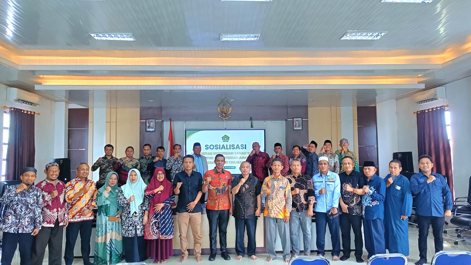 Poto bersama usai sosialisasi Sertifikat Tanah wakaf