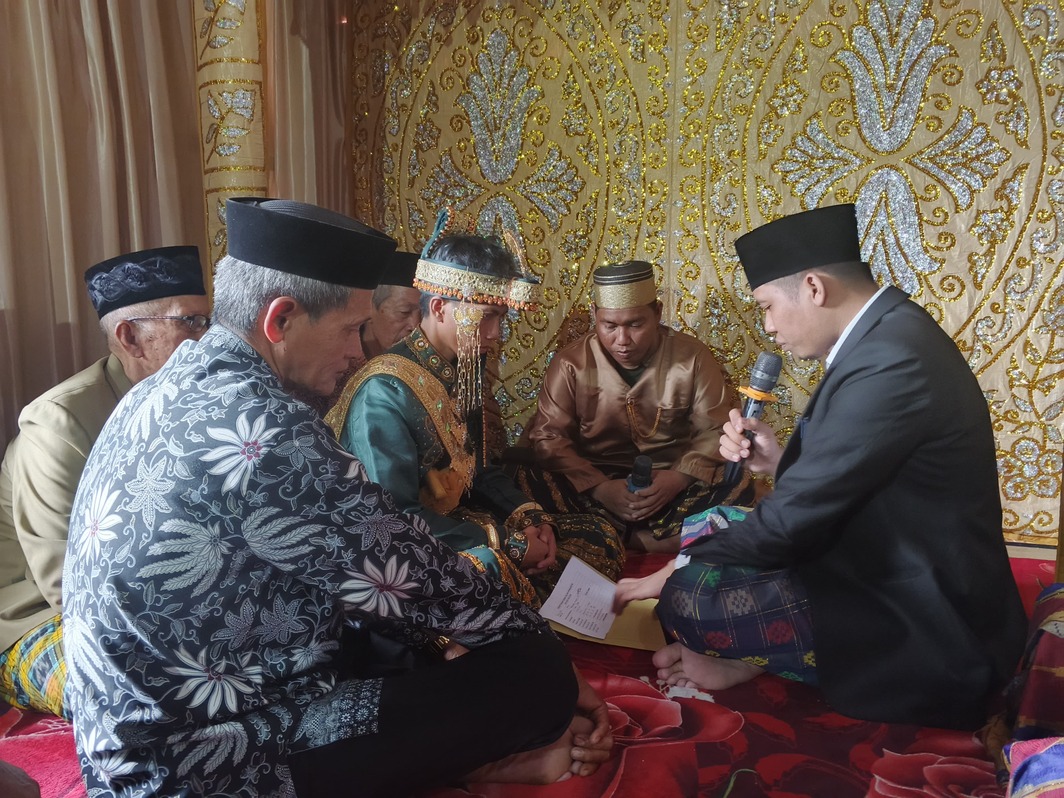 Pelaksanaan Akad Nikah di Dusun Arakarae'e Desa Laccori