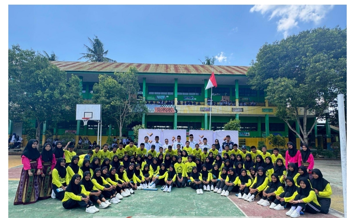 Pelepasan Resmi Bahana Pelita Mario. Kontingen drumband kebanggaan dilepas oleh Kakanwil Kemenag Sulsel untuk berlaga di Makassar. Semoga sukses dan membawa pulang prestasi!