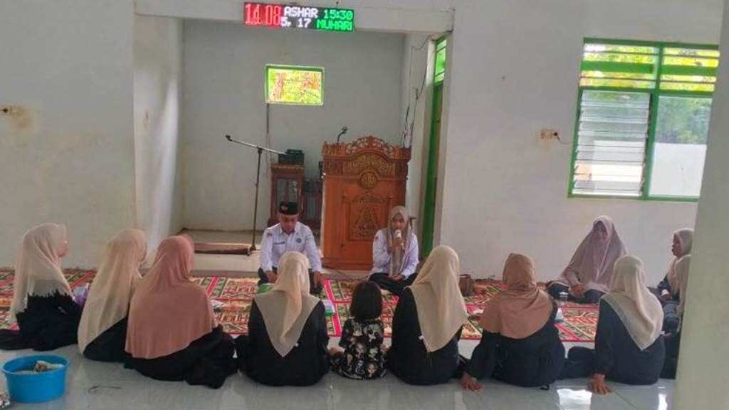 Daniati menjelaskan manfaat pencatatan nikah sebagai perlindungan hak suami istri dan anak-anak secara hukum negara.