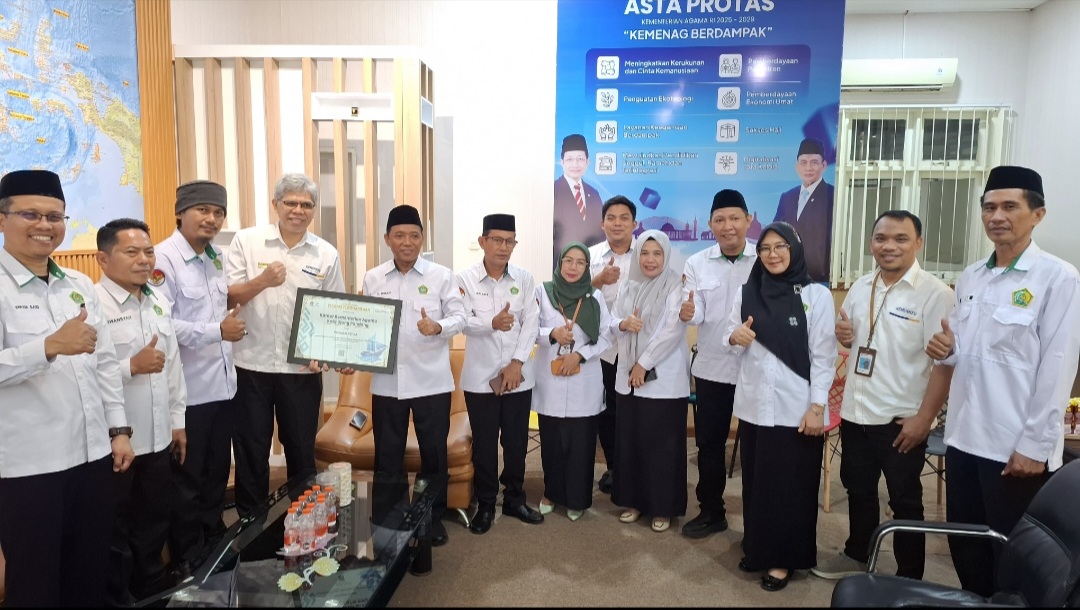 Saat Penerimaan penghargaan