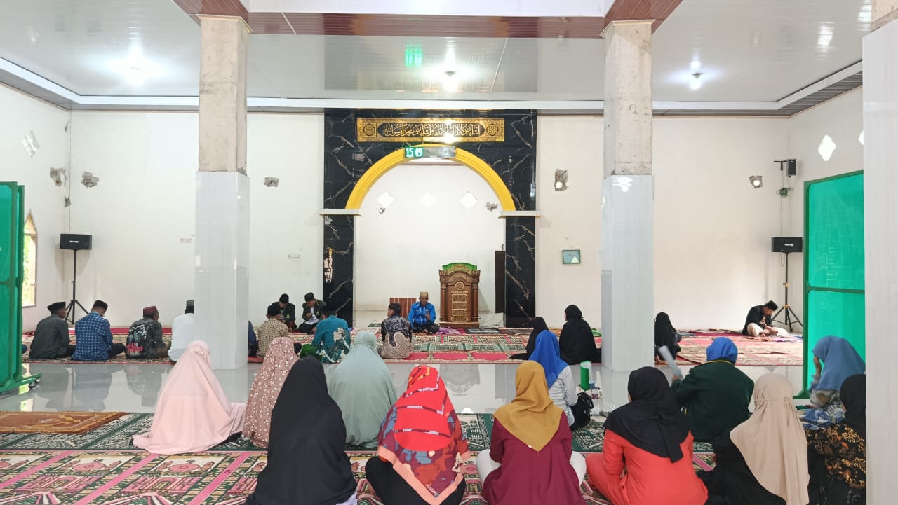 Kegiatan Pembinaan Keluarga Sakinah di Masjid Darul Aftar, Desa Barambang