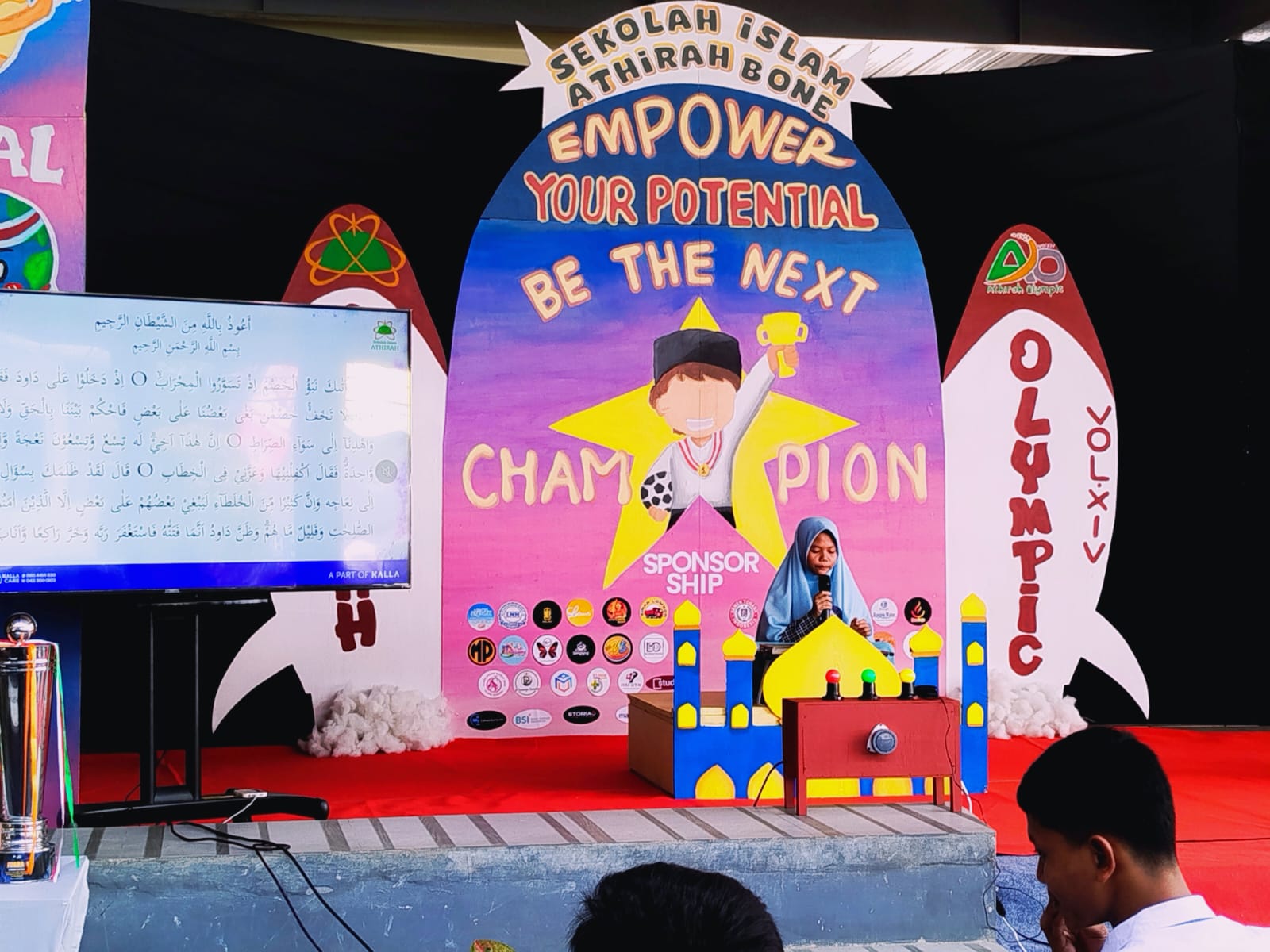 Peserta Didik MTs Darul Istiqamah Bongki Berlaga di Athirah Olympic XIV