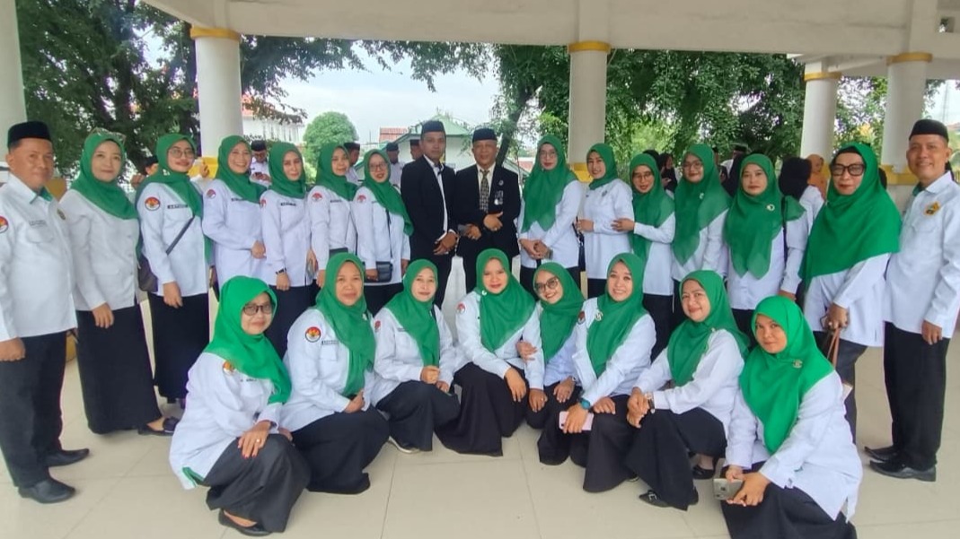 ASN MTsN 1 Bone Berperan Aktif dalam Upacara HAB ke-80 Kemenag RI