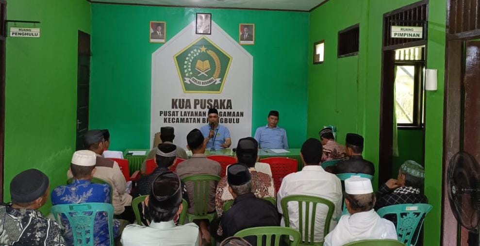 Kepala KUA saat memberi arahan