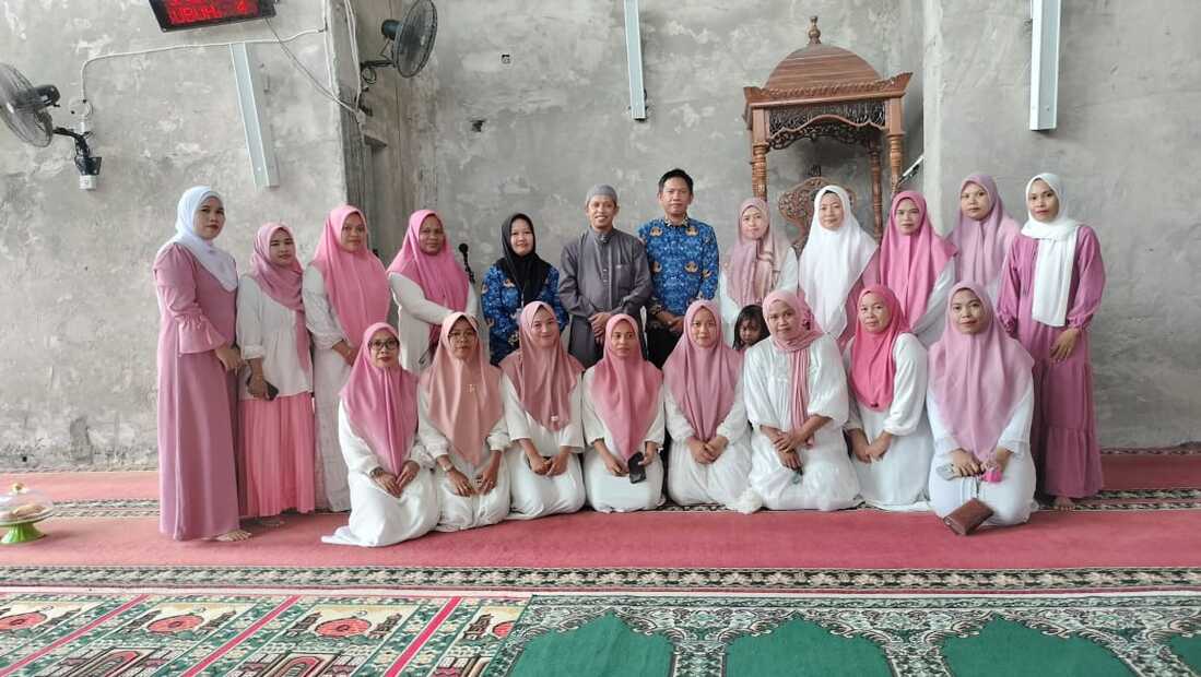 Penyuluhan Fardu Mandi dan Tahsin di Majelis Taklim Desa Pakkasalo