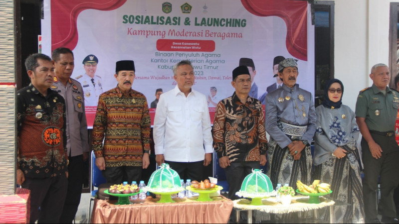 Bupati Lutim Launching Desa Kanawatu Jadi Kampung Moderasi Beragama