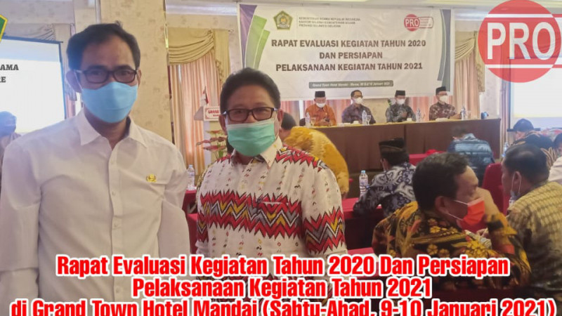 Kakan Kemenag Parepare Bersama Kasubag Tu Hadiri Rapat Evaluasi 2020 Di