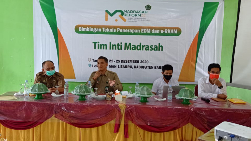 Kemenag Barru Gelar Bimtek Penerapan EDM Dan E-RKAM Madrasah