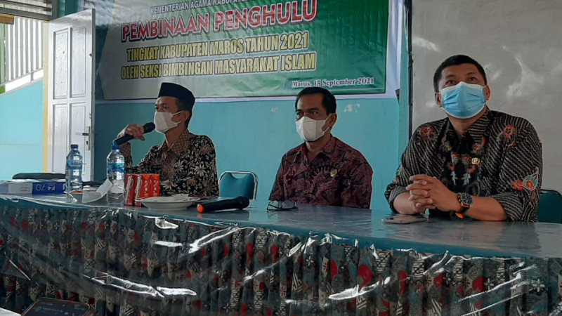 Hadir Saat Pembinaan Penghulu Seksi Bimas Ini Paparan Kabid Urais