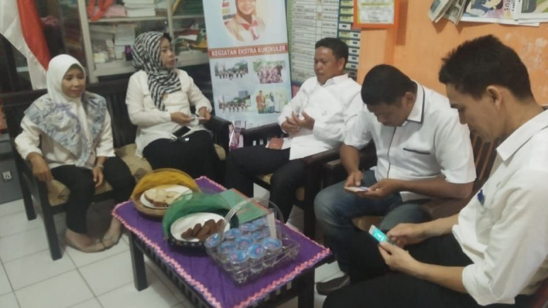 Seksi Pais Kemenag Makassar Tinjau Ujian Mapel Pai Di Sekolah 5560