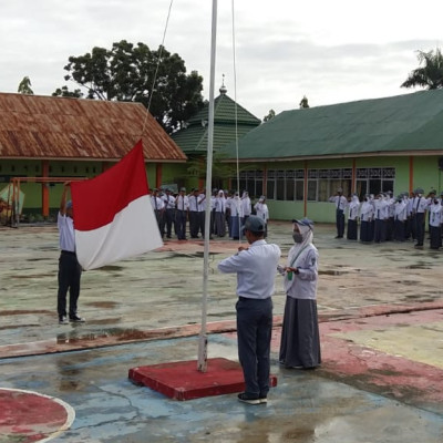 Hari Pertama Masuk Sekolah, MAN 4 Bone Gelar Upacara Bendera