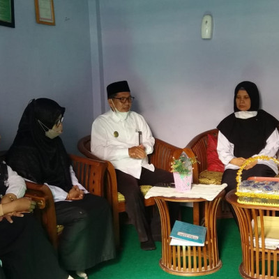 Hari Pertama Kerja, Pengawas Puji Guru dan Pembina MA Al-Junaidiyah Biru