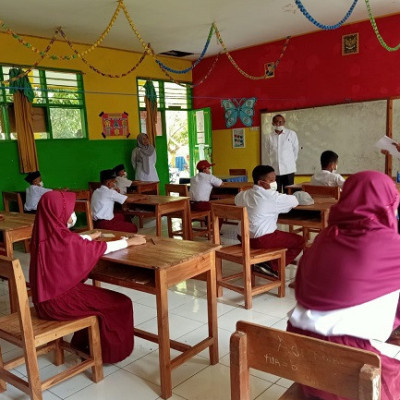 Kamad MIN 3 Jeneponto Sambut Tim Pemantau Ujian Madrasah Kemenag Jeneponto 