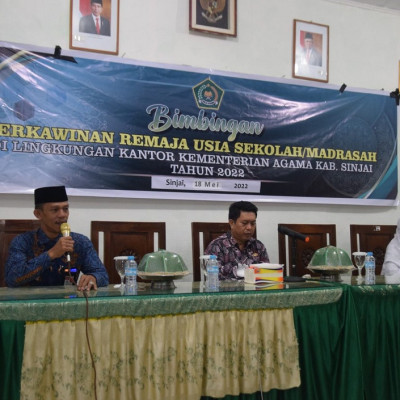 Kepala Kemenag Sinjai Buka Bimbingan Perkawinan Pra Nikah Remaja