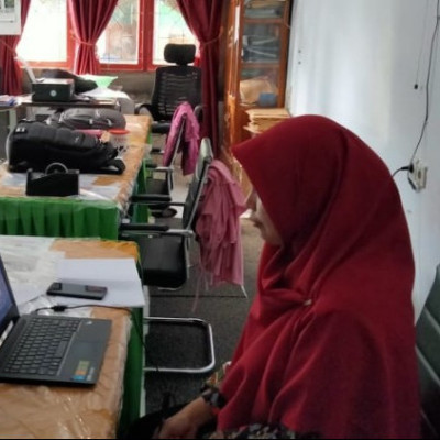 Guru MIN 4 Bulukumba Ikuti PJJ Fikih Balai Diklat Keagamaan Makassar