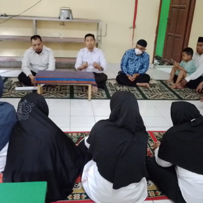 Tingkatkan Layanan, Bimas Islam Lakukan Monev di KUA Pattallassang