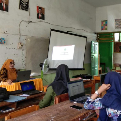 Penyusunan Kisi-Kisi Soal PAT Tahun Pelajaran 2021/2022 Di MTs Muhammadiyah Bulukumba