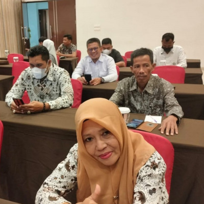 Wujudkan Madrasah Menuju WBK-WBBM, Pendidik MAN 1 Sinjai Ikuti Pembinaan di Makassar