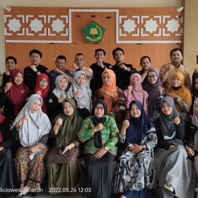 Foto Bersama Usai Rapat Evaluasi Kehumasan Lingkup Kemenag Kabupaten Bulukumba