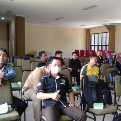 Guru MTs Ponpes Nurul Falah Ikuti Rapat Evaluasi Kehumasan