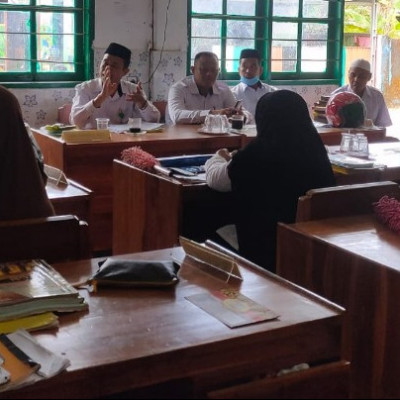 Monev Kinerja Guru di Madrasah Ainus Syamsi, Berikut Pesan Pengawas Madrasah