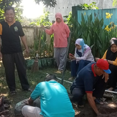 KUA Kecamatan Ujung Bulu Rutin Laksanakan Kerja Bakti